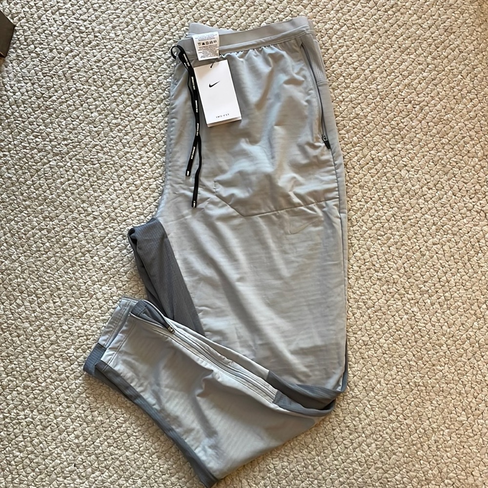 NWT - Nike Running Dri-Fit pants - Grey
